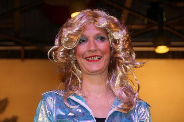 Blau-Weiss   175.jpg